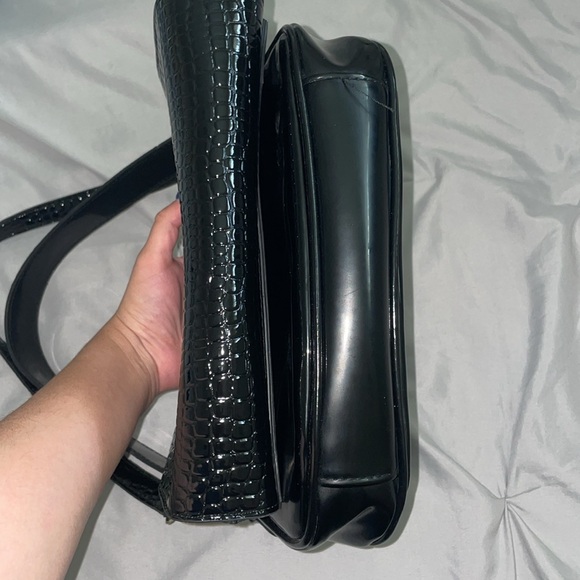 BUNDLE: Black Purses ✨⭐️ - Picture 8 of 12